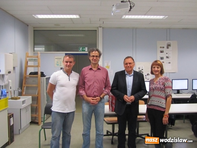 Zdjęcie w galerii na portalu naszwodzislaw.com: Wizyta uczniów Zespołu Szkół Technicznych w Wodzisławiu Śl. w niemieckiej szkole Wilhelm-Maybach Schule w Heilbronn  wiadomości z regionu