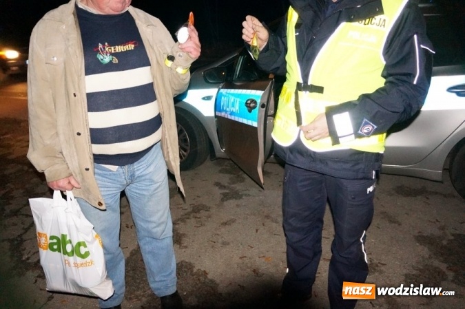 Zdjęcie w galerii na portalu naszwodzislaw.com: Odblaskowa akcja wodzisławskiej drogówki wiadomości z regionu
