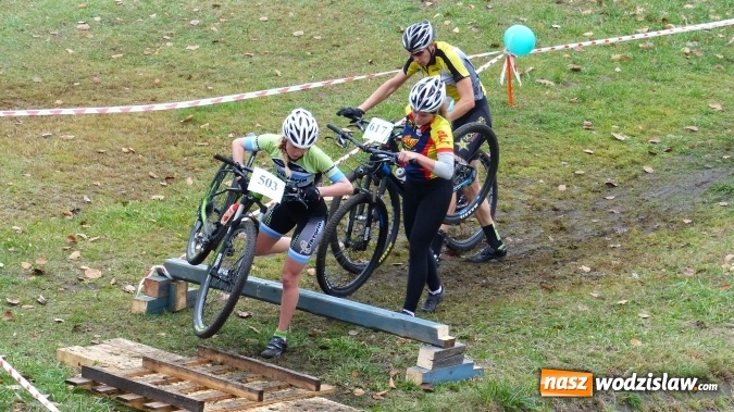 Zdjęcie w galerii na portalu naszwodzislaw.com: Pierwsza edycja CykloCross 2015 już za nami. Na starcie stanęło 81 zawodnik&oacute;w z całej Polski wiadomości z regionu