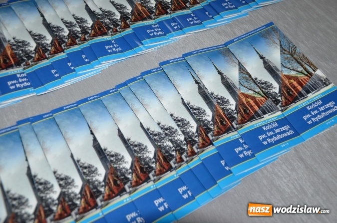 Zdjęcie w galerii na portalu naszwodzislaw.com: Premiera broszurki o kościele w Rydułtowach wiadomości z regionu