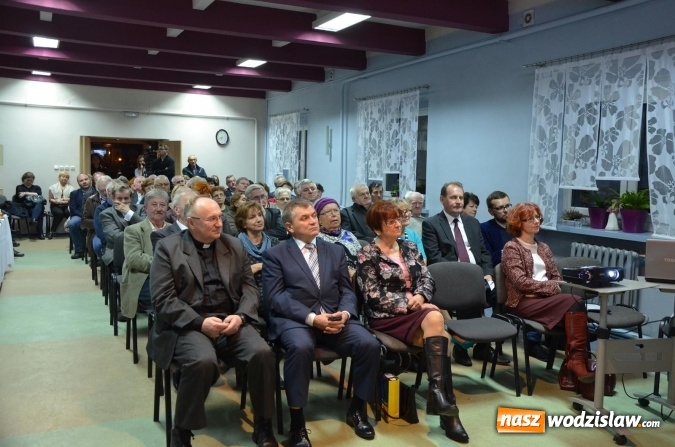 Zdjęcie w galerii na portalu naszwodzislaw.com: Premiera broszurki o kościele w Rydułtowach wiadomości z regionu