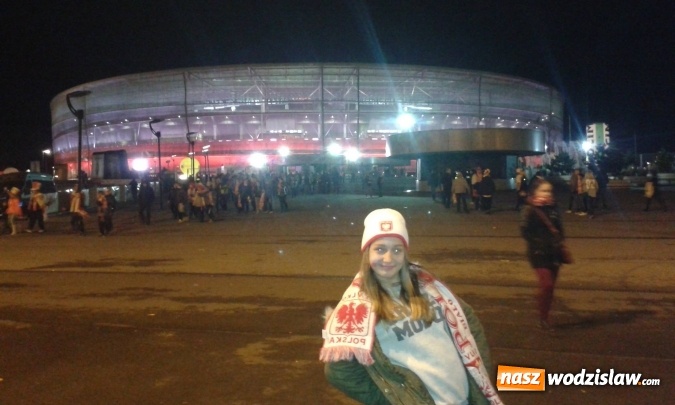 Zdjęcie w galerii na portalu naszwodzislaw.com: Piłkarki G2 na meczu reprezentacji wiadomości z regionu