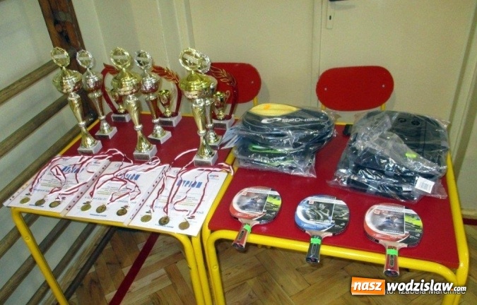 Zdjęcie w galerii na portalu naszwodzislaw.com: Rozegrano otwarty turniej tenisa stołowego dla uczniów szkół podstawowych i gimnazjalnych  wiadomości z regionu