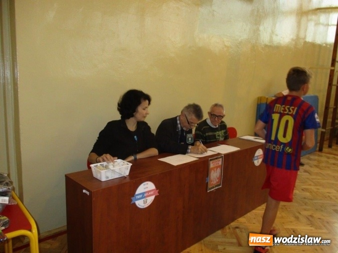 Zdjęcie w galerii na portalu naszwodzislaw.com: Rozegrano otwarty turniej tenisa stołowego dla uczniów szkół podstawowych i gimnazjalnych  wiadomości z regionu