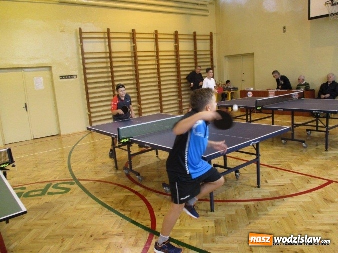 Zdjęcie w galerii na portalu naszwodzislaw.com: Rozegrano otwarty turniej tenisa stołowego dla uczniów szkół podstawowych i gimnazjalnych  wiadomości z regionu