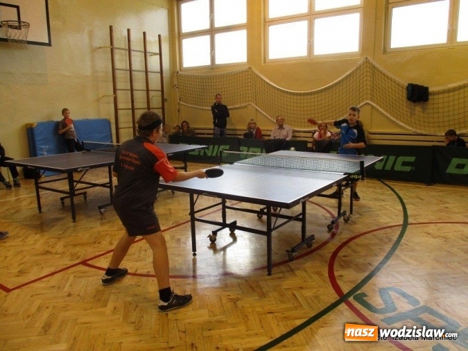 Zdjęcie w galerii na portalu naszwodzislaw.com: Rozegrano otwarty turniej tenisa stołowego dla uczniów szkół podstawowych i gimnazjalnych  wiadomości z regionu