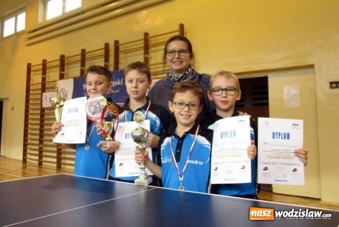 Zdjęcie w galerii na portalu naszwodzislaw.com: Rozegrano otwarty turniej tenisa stołowego dla uczniów szkół podstawowych i gimnazjalnych  wiadomości z regionu