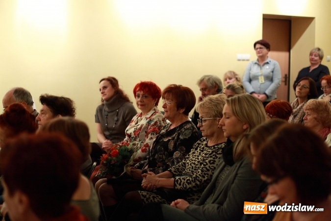 Zdjęcie w galerii na portalu naszwodzislaw.com: Honorata Sordyl zaprezentowała swój najnowszy tomik poezji - 