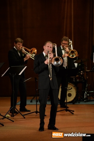 Zdjęcie w galerii na portalu naszwodzislaw.com: German Brass wystąpił w WCK wiadomości z regionu