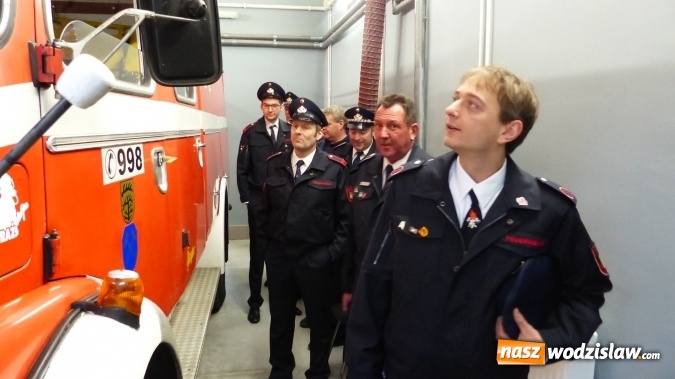 Zdjęcie w galerii na portalu naszwodzislaw.com: Bojowy wóz gaśniczy - dar miasta partnerskiego Reken już jeździ w OSP Radoszowy  wiadomości z regionu