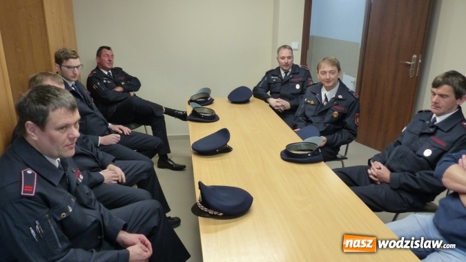 Zdjęcie w galerii na portalu naszwodzislaw.com: Bojowy wóz gaśniczy - dar miasta partnerskiego Reken już jeździ w OSP Radoszowy  wiadomości z regionu