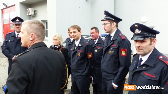 Zdjęcie w galerii na portalu naszwodzislaw.com: Bojowy wóz gaśniczy - dar miasta partnerskiego Reken już jeździ w OSP Radoszowy  wiadomości z regionu