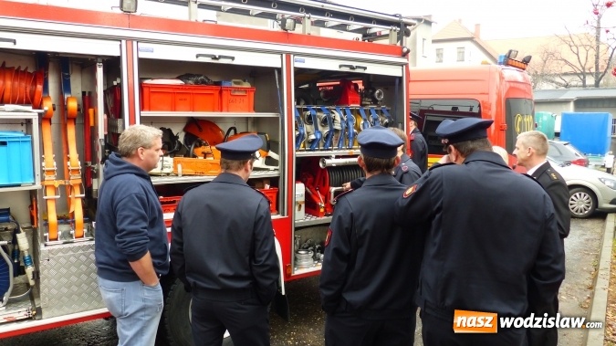 Zdjęcie w galerii na portalu naszwodzislaw.com: Bojowy wóz gaśniczy - dar miasta partnerskiego Reken już jeździ w OSP Radoszowy  wiadomości z regionu