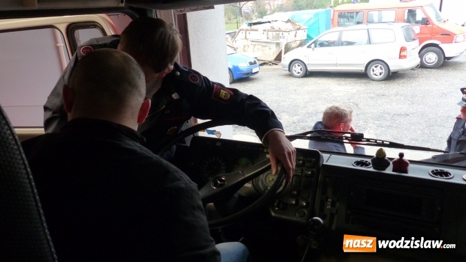 Zdjęcie w galerii na portalu naszwodzislaw.com: Bojowy wóz gaśniczy - dar miasta partnerskiego Reken już jeździ w OSP Radoszowy  wiadomości z regionu