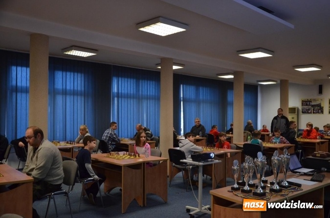 Zdjęcie w galerii na portalu naszwodzislaw.com: Szachiści walczyli o mistrzostwo powiatu wodzisławskiego  wiadomości z regionu
