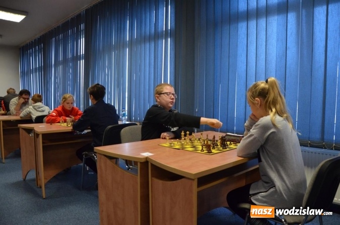 Zdjęcie w galerii na portalu naszwodzislaw.com: Szachiści walczyli o mistrzostwo powiatu wodzisławskiego  wiadomości z regionu