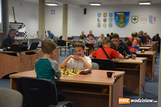Zdjęcie w galerii na portalu naszwodzislaw.com: Szachiści walczyli o mistrzostwo powiatu wodzisławskiego  wiadomości z regionu