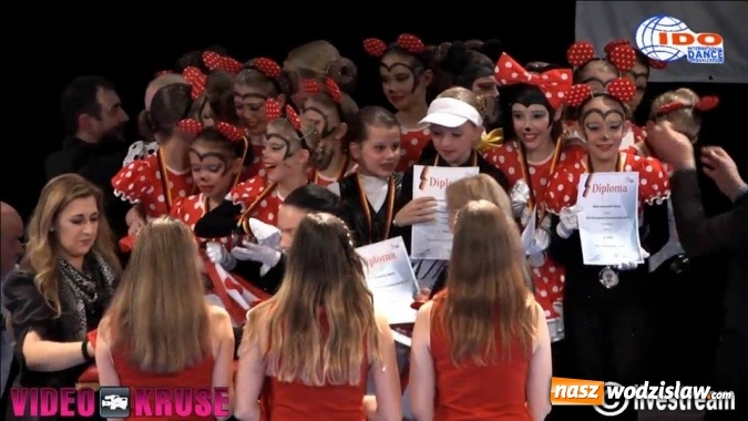 Zdjęcie w galerii na portalu naszwodzislaw.com: Zesp&oacute;ł Miraż wicemistrzem świata w show dance wiadomości z regionu