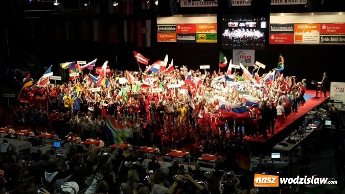 Zdjęcie w galerii na portalu naszwodzislaw.com: Zesp&oacute;ł Miraż wicemistrzem świata w show dance wiadomości z regionu