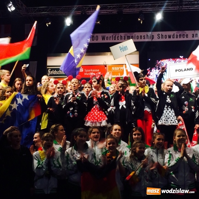 Zdjęcie w galerii na portalu naszwodzislaw.com: Zesp&oacute;ł Miraż wicemistrzem świata w show dance wiadomości z regionu