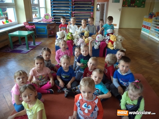 Zdjęcie w galerii na portalu naszwodzislaw.com: Obchody Światowego Dnia Pluszowego Misia w przedszkolu nr 2 w Pszowie wiadomości z regionu
