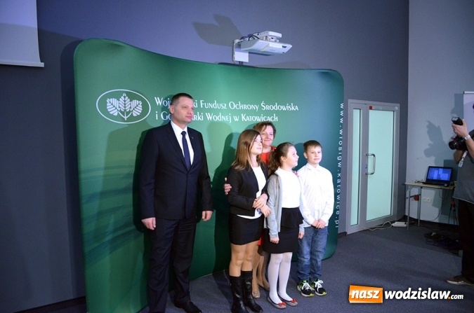 Zdjęcie w galerii na portalu naszwodzislaw.com: Laureaci konkursu ZIELONA PRACOWNIA_PROJEKT zostali nagrodzeni  wiadomości z regionu