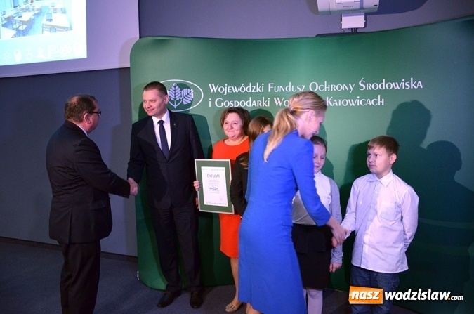 Zdjęcie w galerii na portalu naszwodzislaw.com: Laureaci konkursu ZIELONA PRACOWNIA_PROJEKT zostali nagrodzeni  wiadomości z regionu