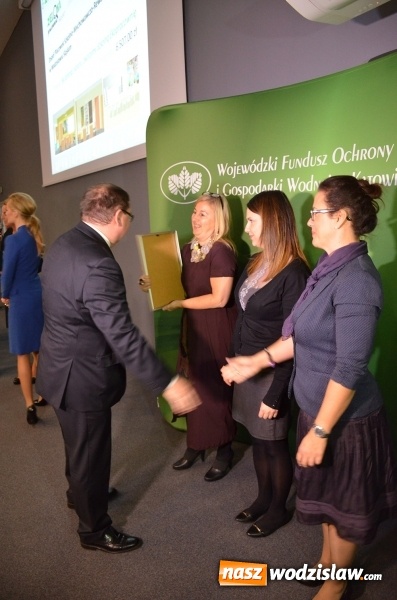 Zdjęcie w galerii na portalu naszwodzislaw.com: Laureaci konkursu ZIELONA PRACOWNIA_PROJEKT zostali nagrodzeni  wiadomości z regionu