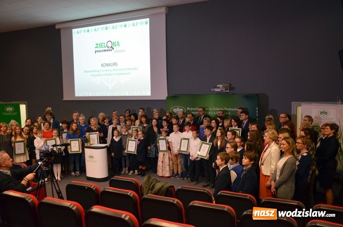 Zdjęcie w galerii na portalu naszwodzislaw.com: Laureaci konkursu ZIELONA PRACOWNIA_PROJEKT zostali nagrodzeni  wiadomości z regionu