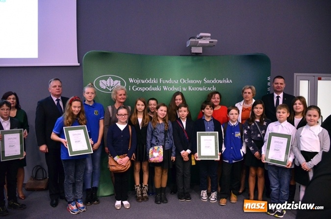 Zdjęcie w galerii na portalu naszwodzislaw.com: Laureaci konkursu ZIELONA PRACOWNIA_PROJEKT zostali nagrodzeni  wiadomości z regionu