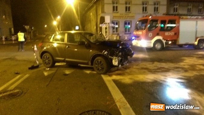 Zdjęcie w galerii na portalu naszwodzislaw.com: Rydułtowy: Nieustąpienie pierwszeństwa przyczyną kolizji  wiadomości z regionu