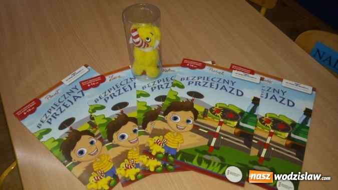 Zdjęcie w galerii na portalu naszwodzislaw.com: Kolejarze o bezpiecznym przejeździe u przedszkolaków w Nędzy wiadomości z regionu