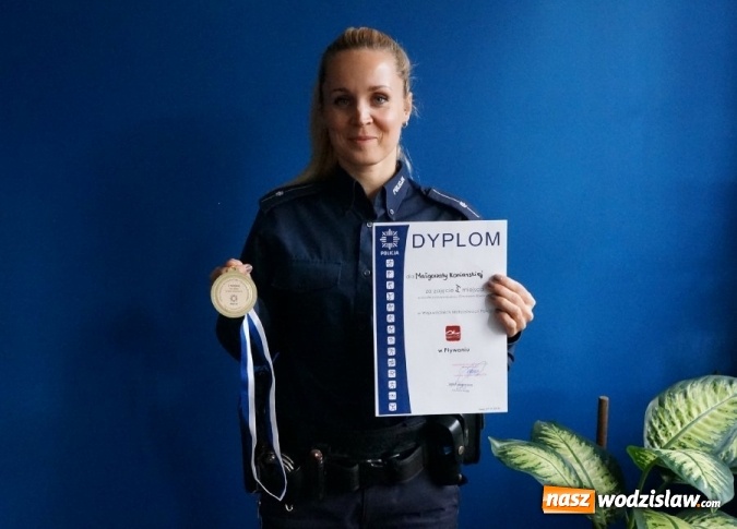 Zdjęcie w galerii na portalu naszwodzislaw.com: Dzielnicowa z Wodzisławia zdobyła I miejsce na Wojewódzkich Mistrzostwach Policji w Pływaniu wiadomości z regionu