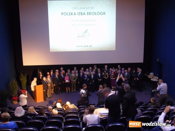 Zdjęcie w galerii na portalu naszwodzislaw.com: WFOŚiGW w Katowicach nagrodzony odznaką honorową 