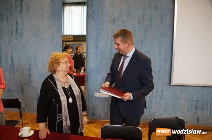 Zdjęcie w galerii na portalu naszwodzislaw.com: Folklor w najlepszym wydaniu wiadomości z regionu