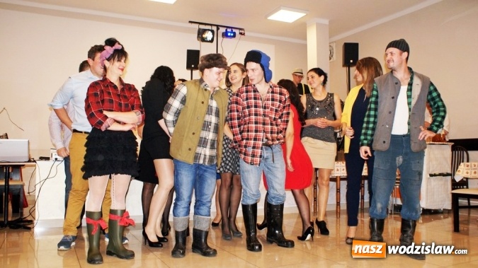 Zdjęcie w galerii na portalu naszwodzislaw.com: Rolnik szuka żony - relacja z biesiady w Mszanie, zorganizowanej przez Ośrodek Kultury  wiadomości z regionu