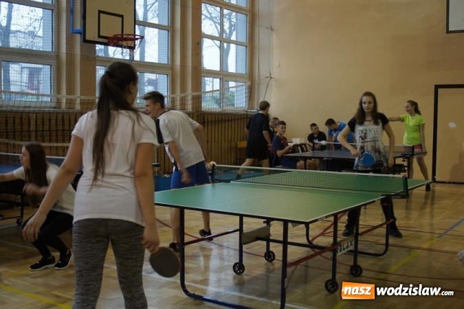 Zdjęcie w galerii na portalu naszwodzislaw.com: Klub sportowy 