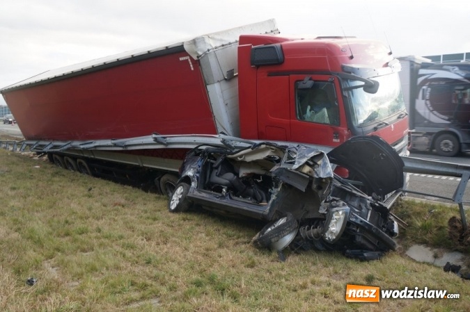 Zdjęcie w galerii na portalu naszwodzislaw.com: Jak zachować się w przypadku kolizji bądź awarii pojazdu?  wiadomości z regionu