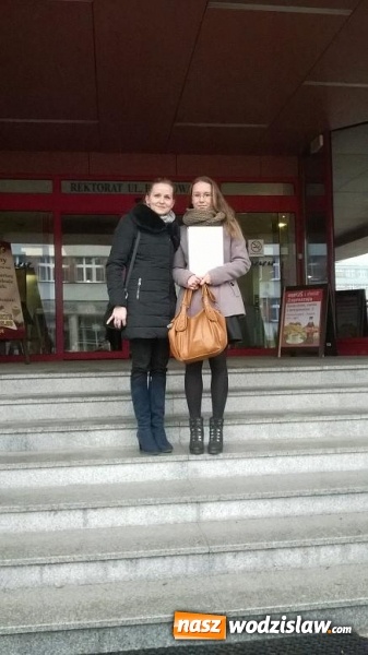 Zdjęcie w galerii na portalu naszwodzislaw.com: Weronika Strączek z LO w Gogołowej stypendystką Prezesa Rady Ministrów wiadomości z regionu