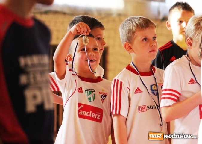 Zdjęcie w galerii na portalu naszwodzislaw.com: Najmłodsi wychowankowie KS Naprzód Rydułtowy pokazali serce do walki na boisku, ale na Górnika Zabrze nie było mocnych wiadomości z regionu