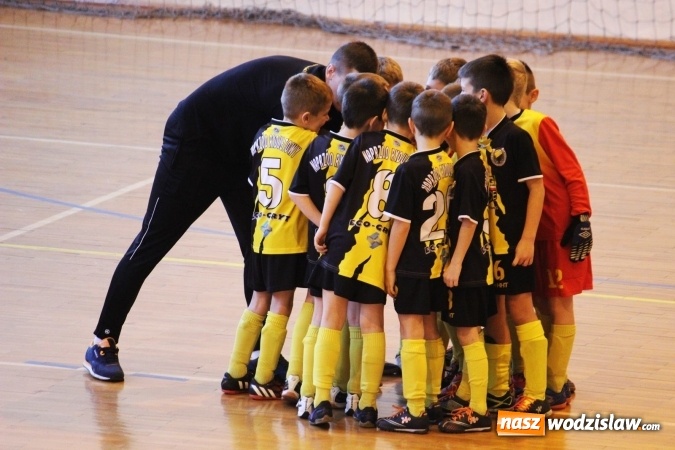 Zdjęcie w galerii na portalu naszwodzislaw.com: Najmłodsi wychowankowie KS Naprzód Rydułtowy pokazali serce do walki na boisku, ale na Górnika Zabrze nie było mocnych wiadomości z regionu