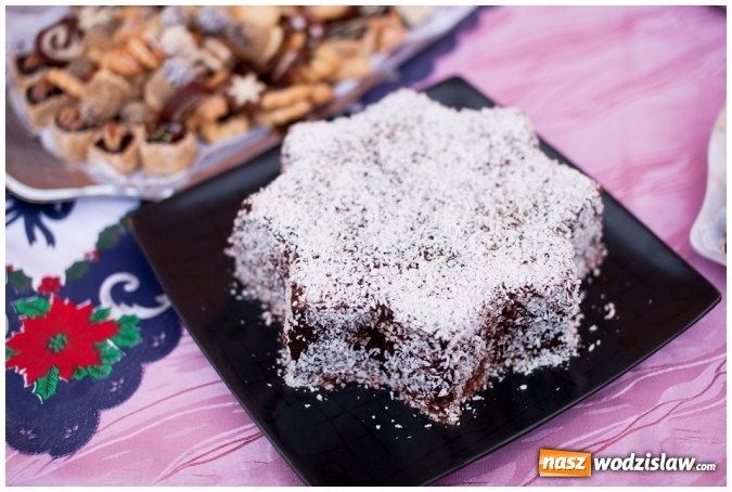 Zdjęcie w galerii na portalu naszwodzislaw.com: I Bożonarodzeniowy Jarmark Rękodzieła przy Ośrodku Kultury w Gołkowicach za nami! wiadomości z regionu