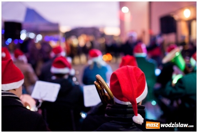 Zdjęcie w galerii na portalu naszwodzislaw.com: I Bożonarodzeniowy Jarmark Rękodzieła przy Ośrodku Kultury w Gołkowicach za nami! wiadomości z regionu