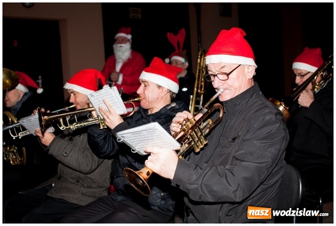 Zdjęcie w galerii na portalu naszwodzislaw.com: I Bożonarodzeniowy Jarmark Rękodzieła przy Ośrodku Kultury w Gołkowicach za nami! wiadomości z regionu