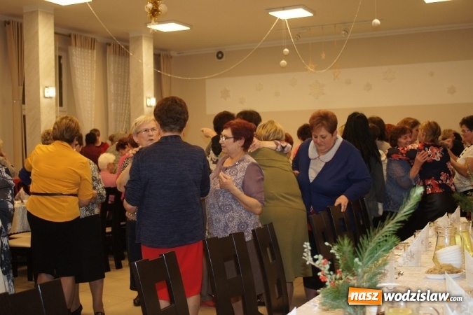 Zdjęcie w galerii na portalu naszwodzislaw.com: Wzruszające przedstawienie teatru 