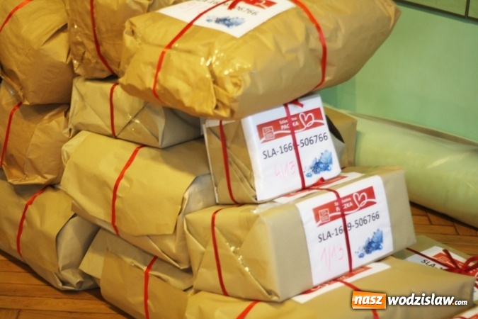 Zdjęcie w galerii na portalu naszwodzislaw.com: Finał Szlachetnej Paczki. W tym roku pomoc otrzymało 70 rodzin z powiatu wodzisławskiego wiadomości z regionu