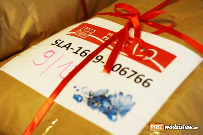 Zdjęcie w galerii na portalu naszwodzislaw.com: Finał Szlachetnej Paczki. W tym roku pomoc otrzymało 70 rodzin z powiatu wodzisławskiego wiadomości z regionu