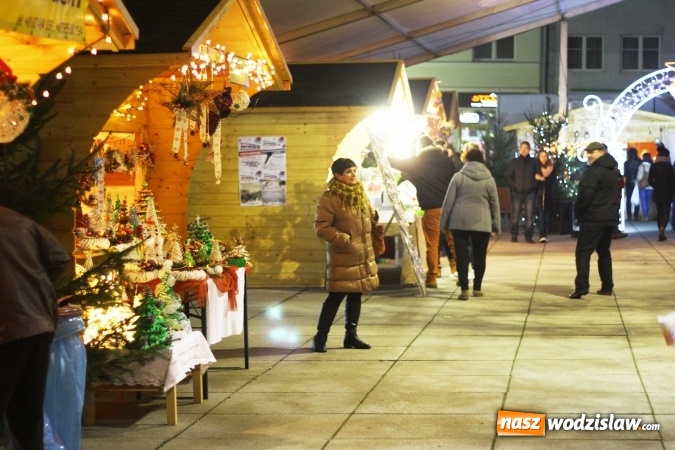 Zdjęcie w galerii na portalu naszwodzislaw.com: Wystartował Wodzisławski Jarmark Bożonarodzeniowy wiadomości z regionu