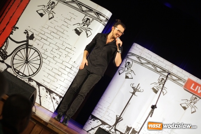 Zdjęcie w galerii na portalu naszwodzislaw.com: Kabaret Skeczów Męczących wystąpił w WCK wiadomości z regionu