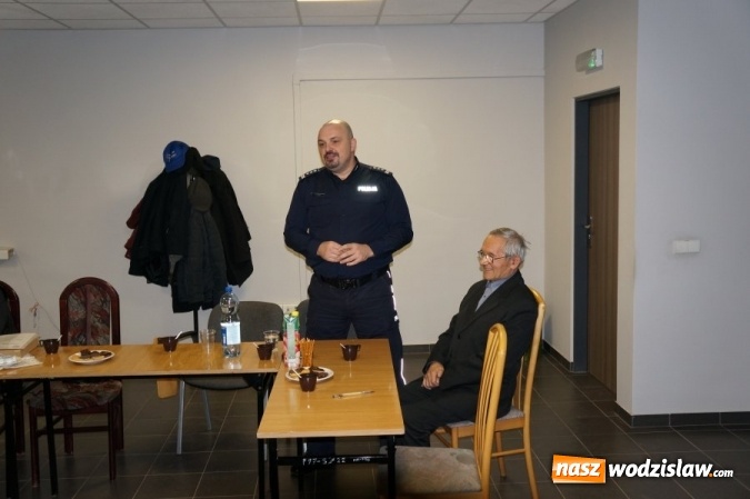Zdjęcie w galerii na portalu naszwodzislaw.com: Policyjni emeryci gościli w wodzisławskiej komendzie wiadomości z regionu